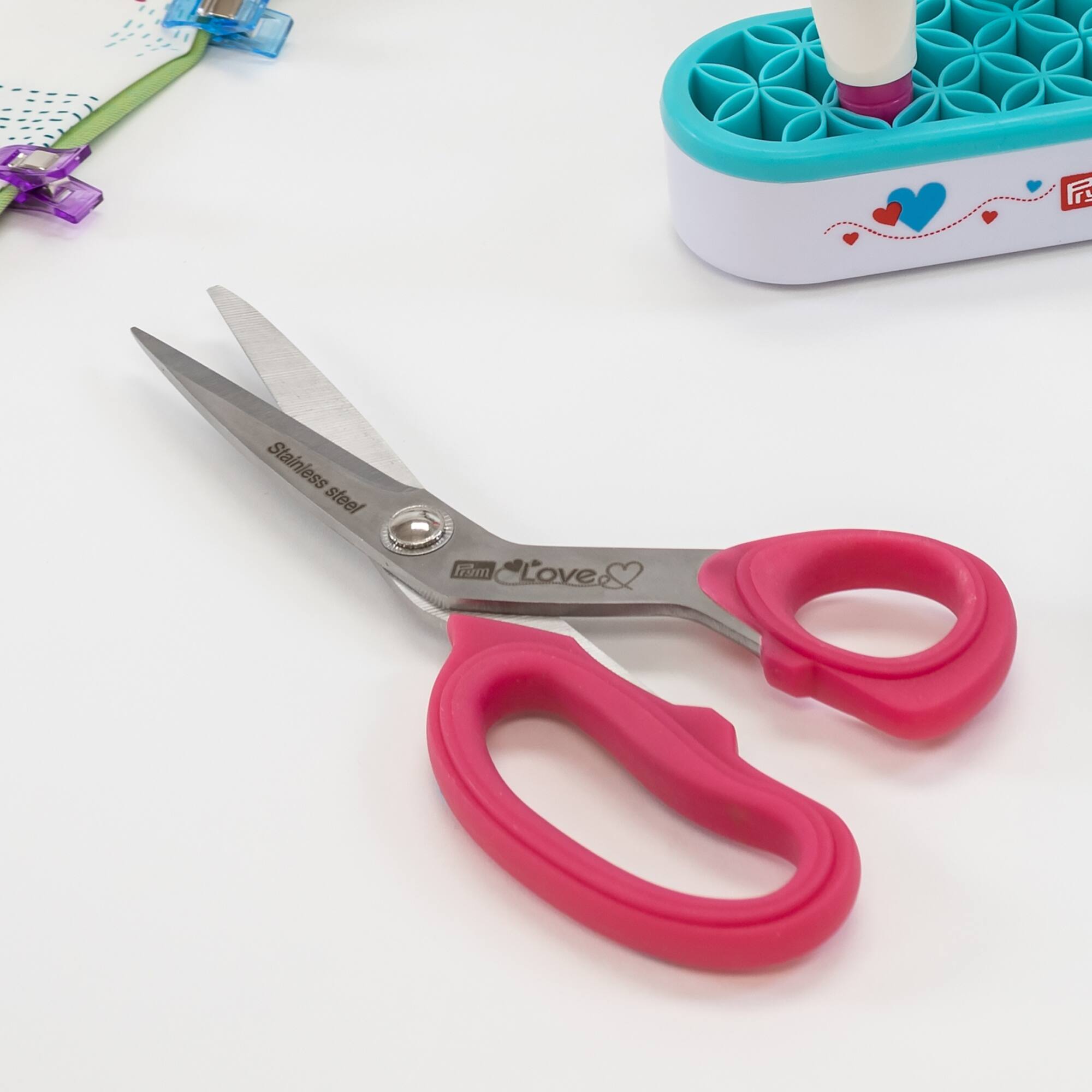 Prym® Love 8" Red Dressmaker Shears